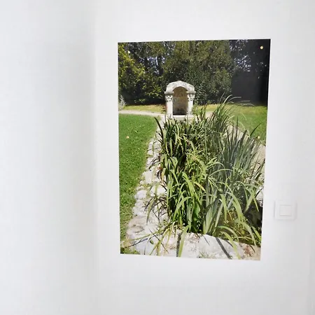 別荘 Maison Confortable Au Coeur De Avec Parking Prive. ブリウド