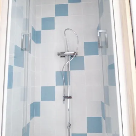 Maison Confortable Au Coeur De Avec Parking Prive. 別荘