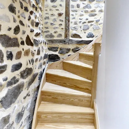 Maison De 3 Avec Vue Sur La Et Wifi A Hébergement de vacances Brioude