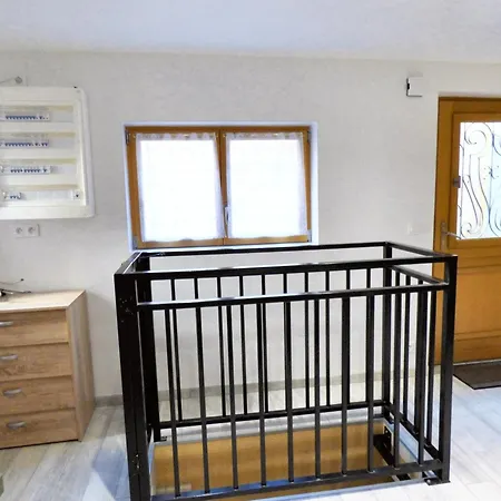 Maison De 3 Avec Vue Sur La Et Wifi A Hébergement de vacances Brioude