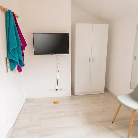Maison Confortable Au Coeur De Avec Parking Prive. Brioude